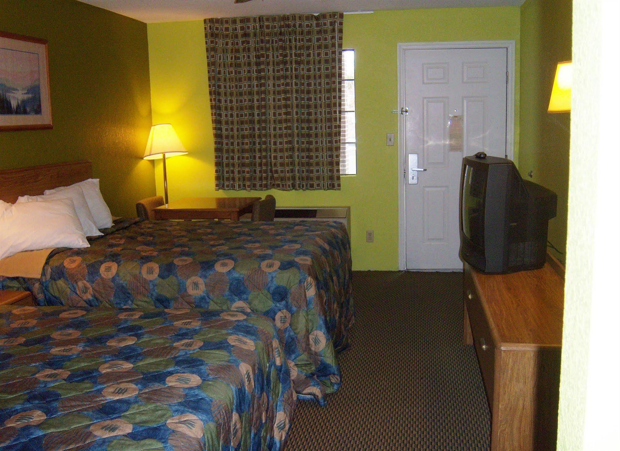 Days Inn Guntersville Bagian luar foto